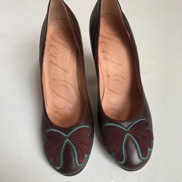 Ted Baker Leather Butterfly Design Platform Pumps - Picture 2 of 8